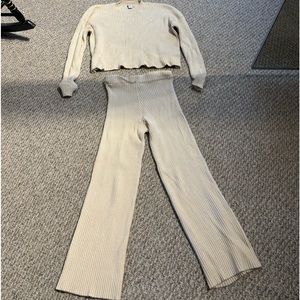 Sincerely Jule Lounge Set